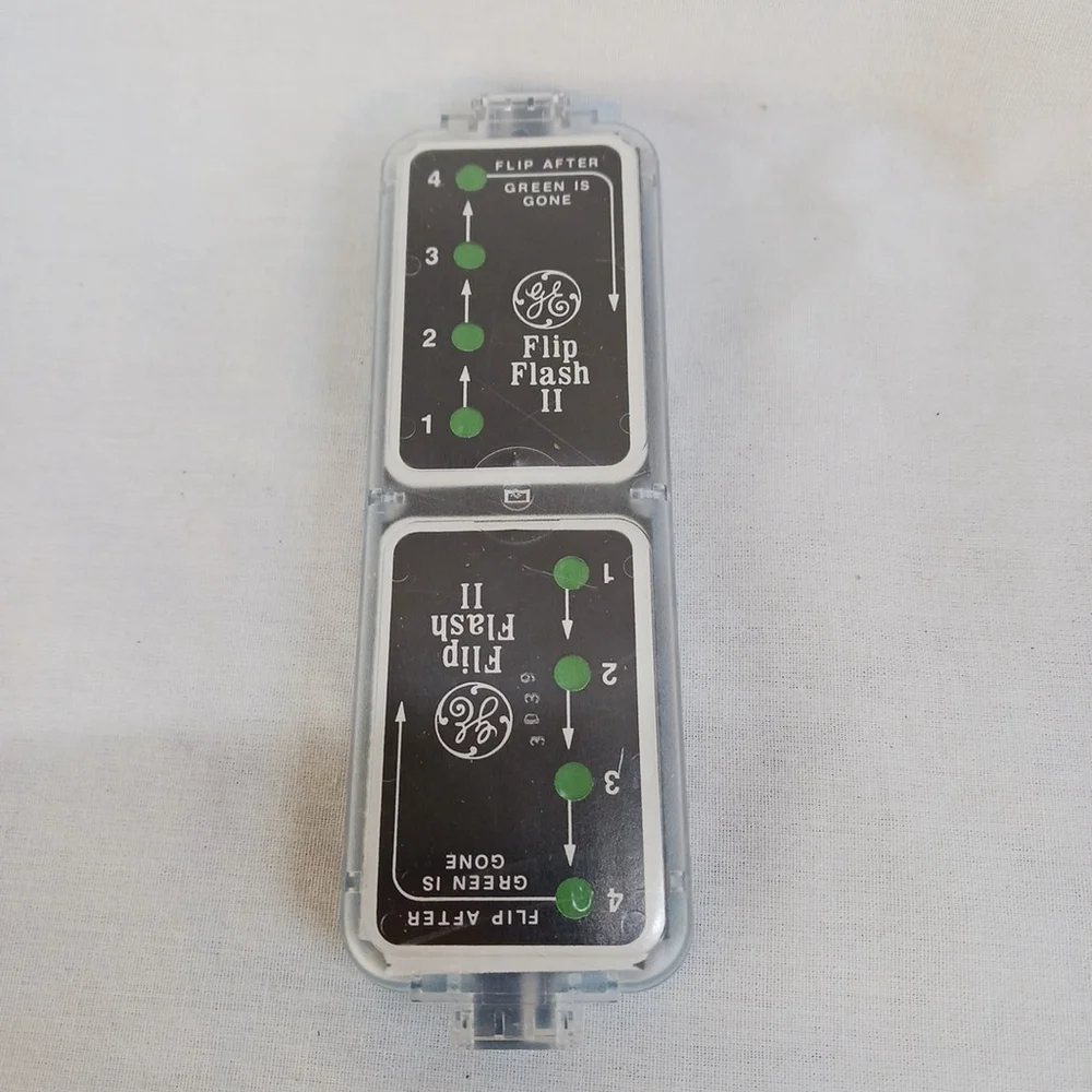 Vintage GE General Electric Flip Flash II Bulbs